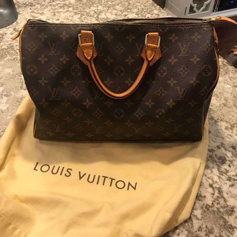 Louis Vuitton Speedy 35 Monogram